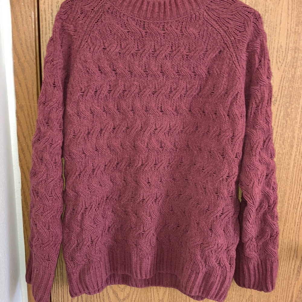Cable Knit Sweater in Burgundy